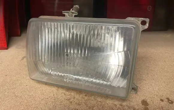 Volkswagen PASSAT B2 Headlight/headlamp 302124502