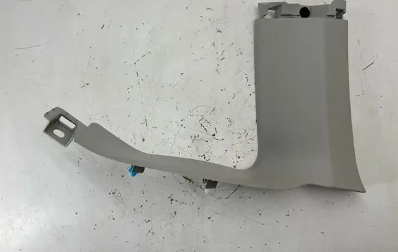 Subaru Forester SK (C) pillar trim B0001A7C