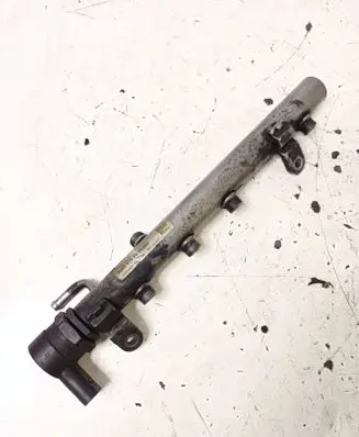 Mercedes-Benz ML W164 Fuel main line pipe A64207024 0620600103