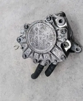 Volkswagen Touran I Vacuum pump 03G145209D