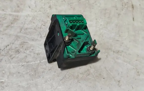 Peugeot 806 Glow plug pre-heat relay 73506802