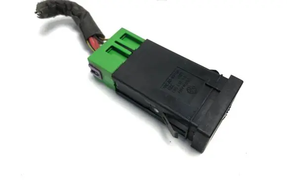 Volkswagen PASSAT B5 Seat heating switch 3B0963563