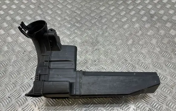 Citroen C3 Intake resonator 9683339380