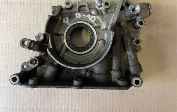 Ford Focus Oil pump BM5G6600CB