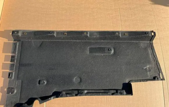 Audi A7 S7 4G Side bottom protection 4G0825207E