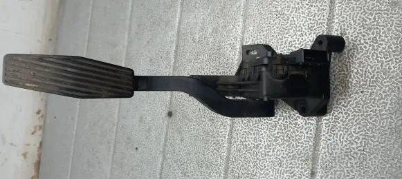 Opel Meriva A Accelerator pedal position sensor 
