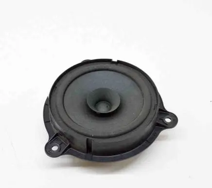 Nissan Leaf I (ZE0) Rear door speaker 28156EG10A