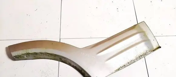 Mitsubishi Pajero Front arch trim mr478782