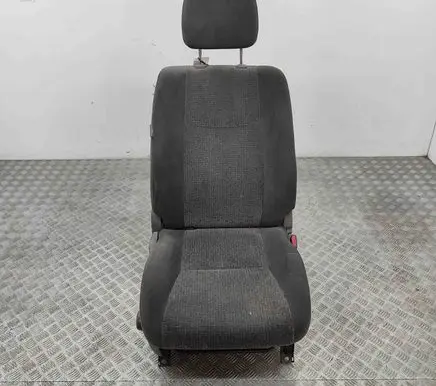 Toyota Land Cruiser (BJ70) Front passenger seat 710736A540B0 710716A390B0