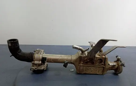 Audi Q7 4M EGR valve cooler 059131508CP