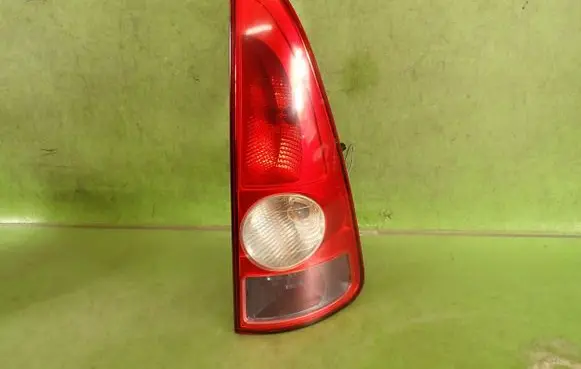 Renault Espace - Grand espace IV Rear/tail lights 8200027152