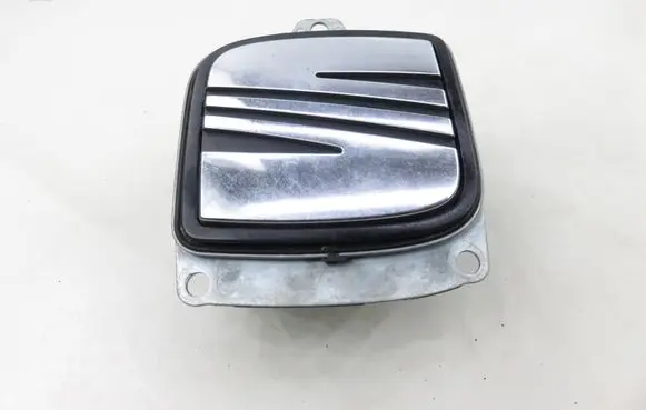 Seat Leon (1P) Rear door exterior handle/bracket 5P0827565C