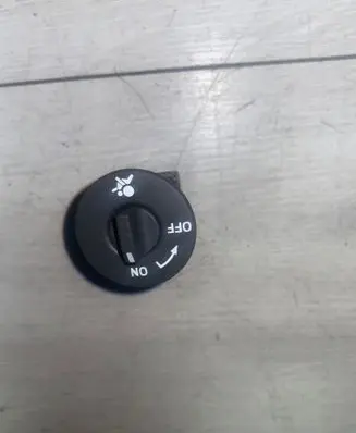 Passenger airbag on/off switch