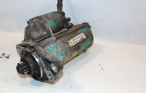 Volkswagen Caddy Starter motor 020911023R D7RS29