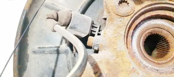 Volkswagen Jetta V ABS brake wheel speed sensor
