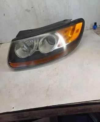 Hyundai Santa Fe Headlight/headlamp