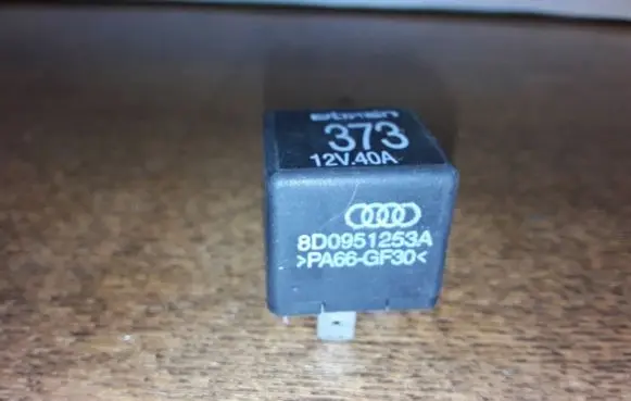 Audi A4 S4 B6 8E 8H Other relay 8D0951253A