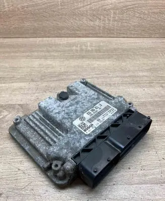 Skoda Octavia Mk2 (1Z) Engine control unit/module ECU 03G906021LB 0281013238 USED