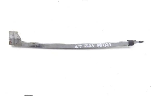 Nissan Note (E11) Door glass rail 