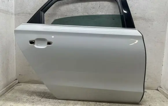 Audi A8 S8 D4 4H Rear door 