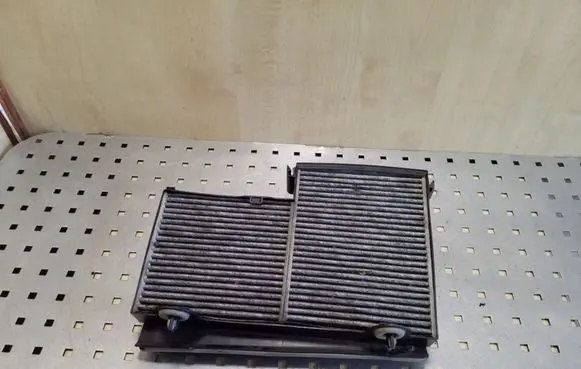 Peugeot 208 I Cabin air micro filter frame (part) 9649776480 9649775180