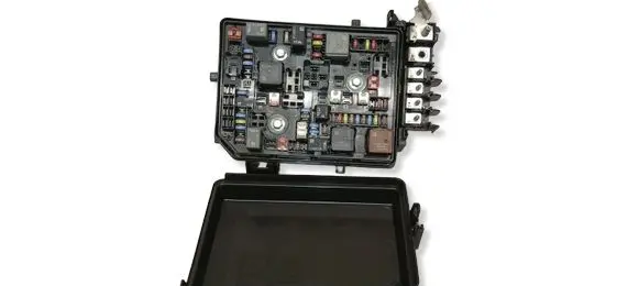 Opel Astra K Fuse module DPN15514069