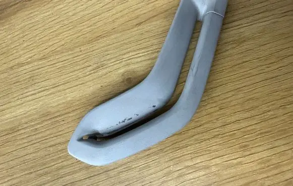 Volvo XC90 Seat belt trim RH1882