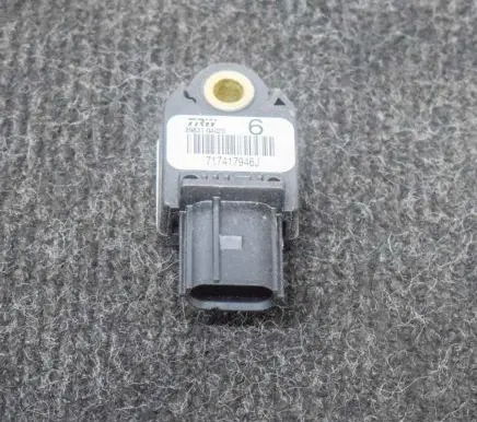 Toyota Hilux (AN120, AN130) Airbag deployment crash/impact sensor 8983104020