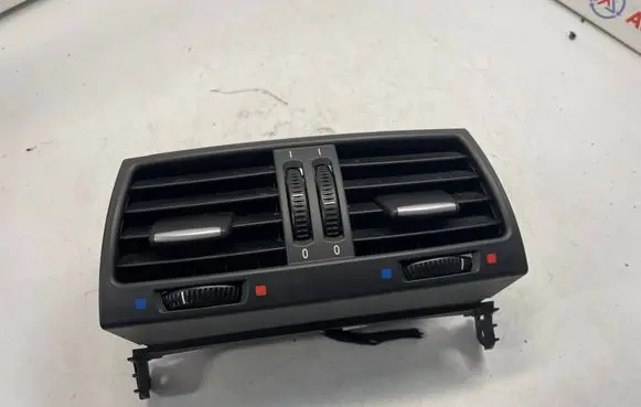 BMW X5 E70 Rear air vent grill 6954954 64226954954