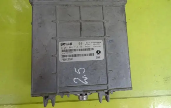 Jeep Grand Cherokee (WJ) Engine control unit/module 0281001718