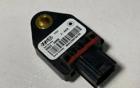 KIA Ceed Airbag deployment crash/impact sensor 95920A6000