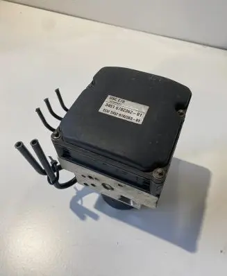 BMW X5 E70 ABS Pump 6782363 DSCE70 6782362