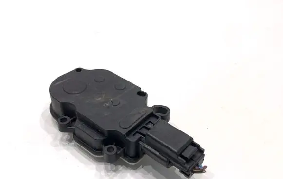 Ford Escape III Other exterior part 6477R1003