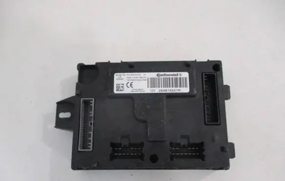 Renault Clio IV Central body control module 284B16557R