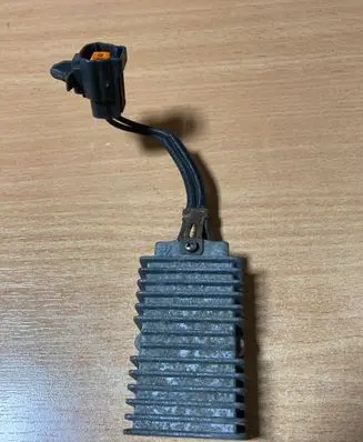 Mazda RX8 Coolant fan relay 0567770770
