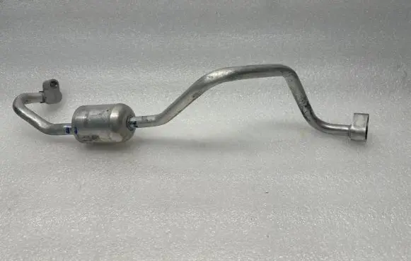 Jaguar XK8 - XKR Air conditioning (A/C) pipe/hose
