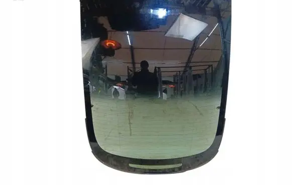 Tesla Model S Rear windscreen/windshield window 