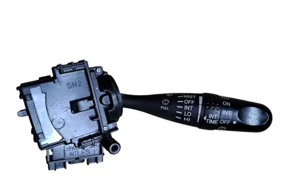 Suzuki SX4 Wiper control stalk 7808X