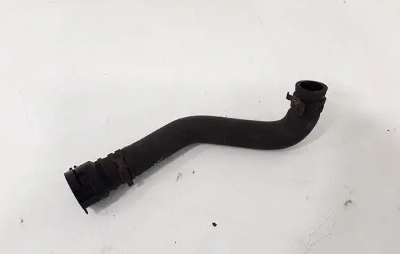 Volkswagen Golf V Engine coolant pipe/hose