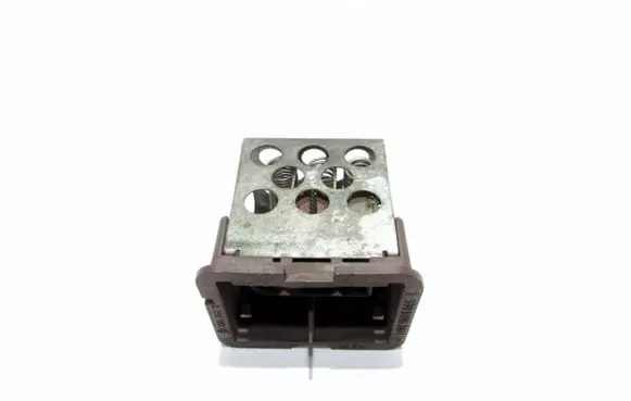 BMW 5 E34 Heater blower fan relay 5399026310