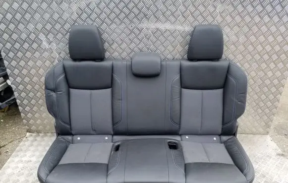 Nissan Navara D23 Rear seat 