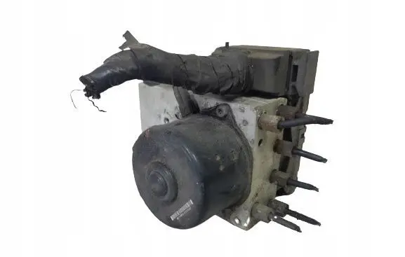 Chrysler PT Cruiser Engine head 05033082AD