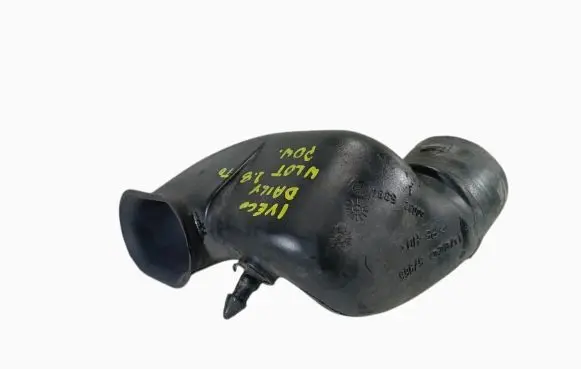 Iveco Daily 3rd gen Air intake hose/pipe 500325384