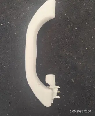 Volkswagen PASSAT B5.5 Rear interior roof grab handle 3B0857608