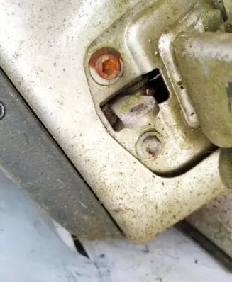Fiat Marea Rear door check strap stopper