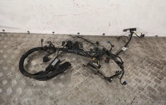 Opel Zafira C Engine installation wiring loom 715080700