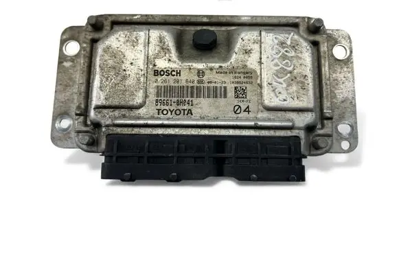 Toyota Aygo AB10 Engine control unit/module ECU 896610H041 0261201640