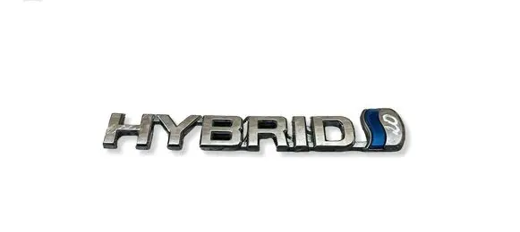 Toyota C-HR I Fender model badge letters 