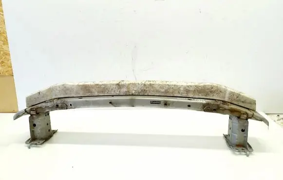 Toyota Verso-S Front bumper cross member 