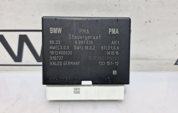 BMW X3 F25 Parking PDC control unit/module 6881636